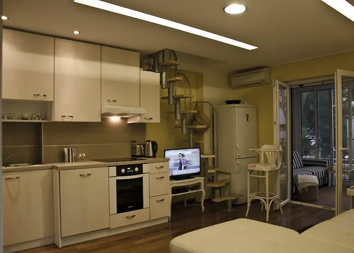 Holiday Forka Χβαρ